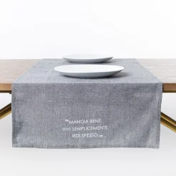 Manteles, Servilletas Y Manteles Individuales>Camino de mesa con frase gris oscuro 50x140cm