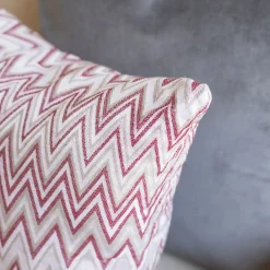 Cojines Y Fundas Decorativas>Cojín decorativo VEXUS burdeos y beige 50x50cm