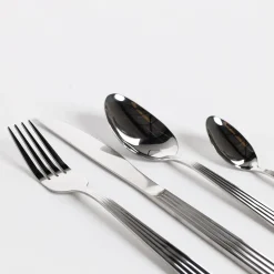 Cuchillería>Cubertería de 16 piezas LOUISE