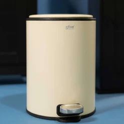 5five Botes De Basura Y Contenedores De Reciclaje>Cubo de basura beige de metal con pedal DELTA 6l
