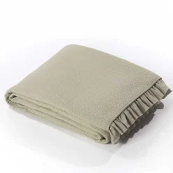 Edredones Y Colchas>Edredón verde menta con volante 220x240cm