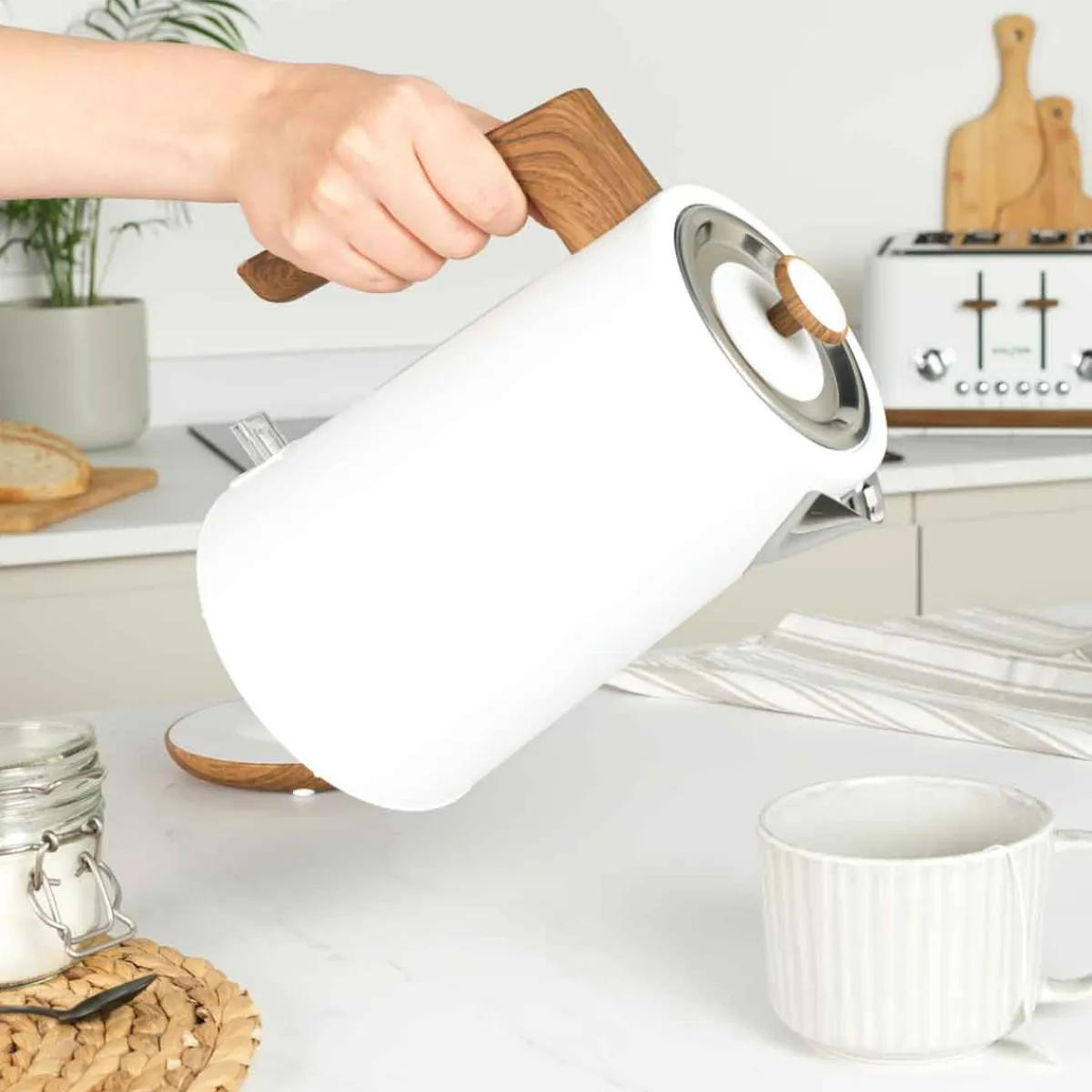 Electrodomésticos>Hervidor SALTER TORONTO blanco 2200w