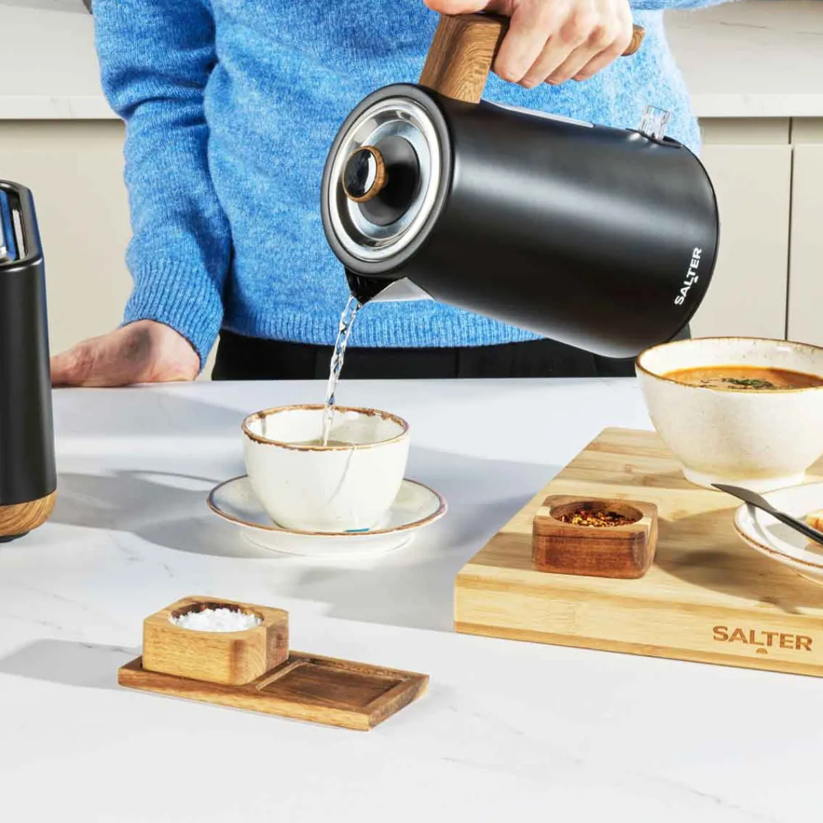 Electrodomésticos>Hervidor SALTER TORONTO negro 2200w