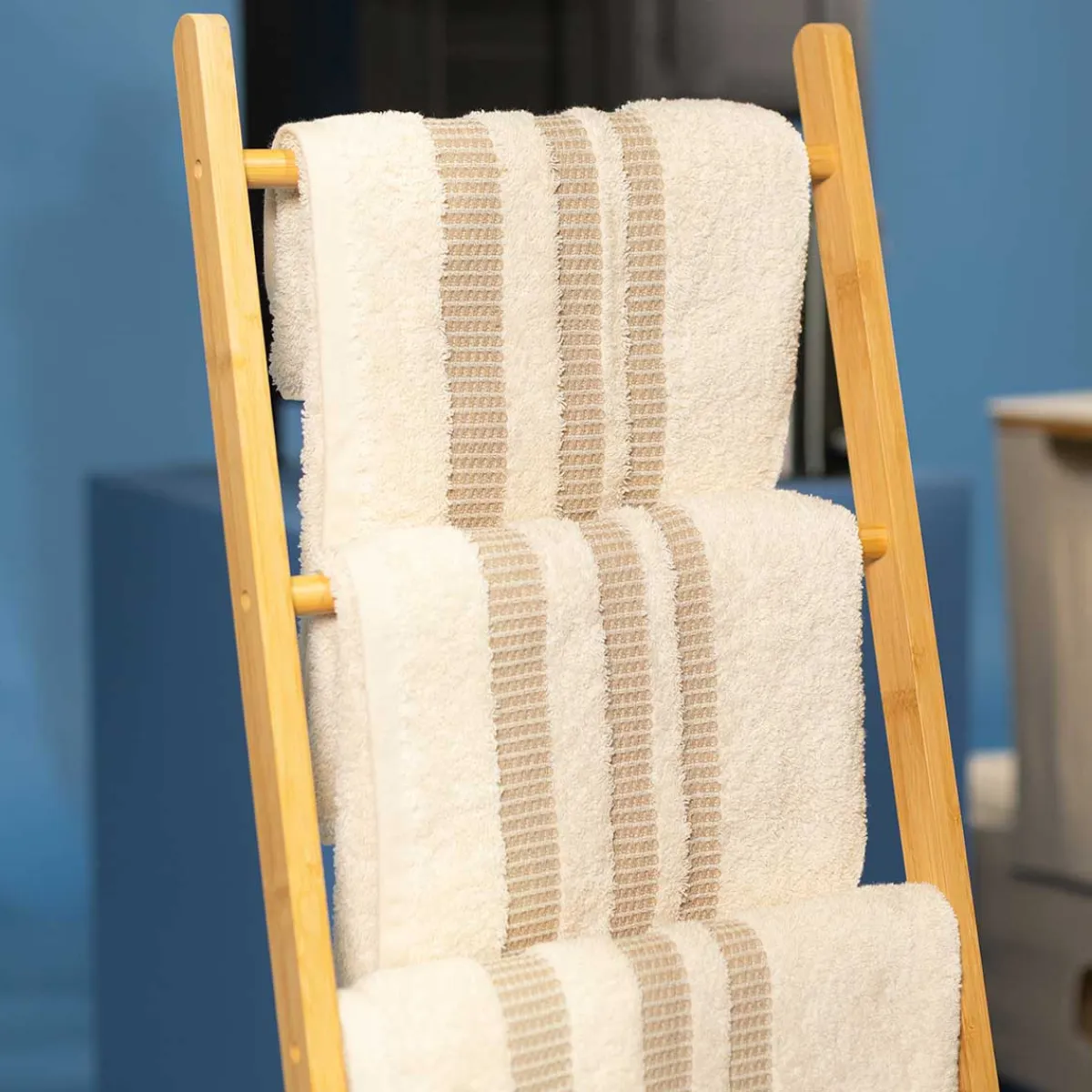 Toalleros>Toallero Escalera De Bambú 45x4x170Cm
